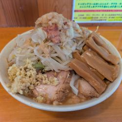 ラーメン（小）極太めんま　1250円