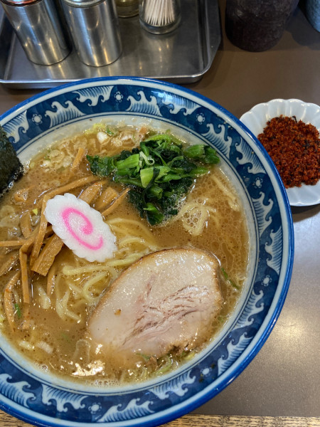 「らーめん、辛味」@麺彩房 中野本店の写真