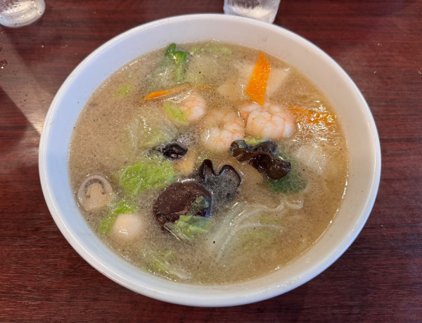 「エビそば」@中華 大興の写真