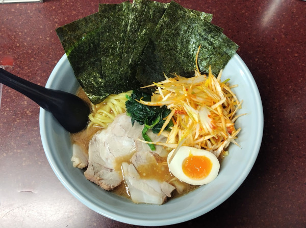 「4点盛りらーめん 1050円 中盛り +100円 計1150」@らーめん せい家 高円寺店の写真