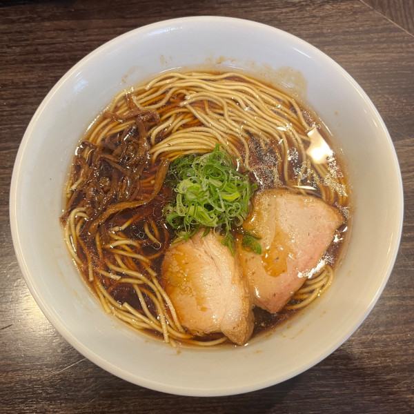 「醤油ラーメン」@かしわぎの写真