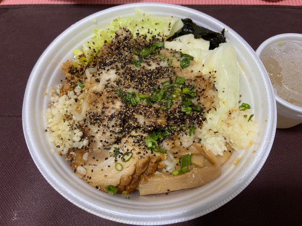 「背脂混ぜめん(黒)(1190円)」@まぜめん91 神峰店の写真