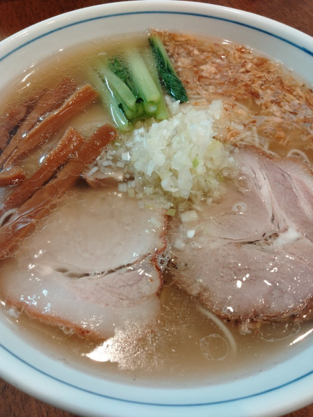 「塩らぁ麺」@らぁ麺 すぎ本の写真