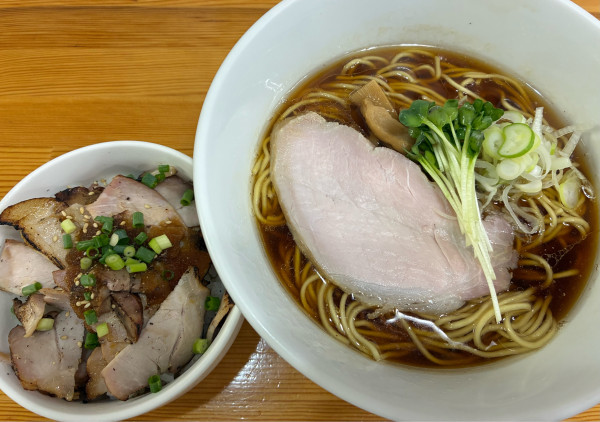 「中華そば 900円+チャーシューご飯350円」@中華そば こてつの写真