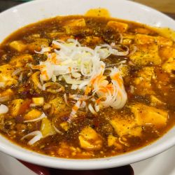 マーボー麵 刀削麺 930円