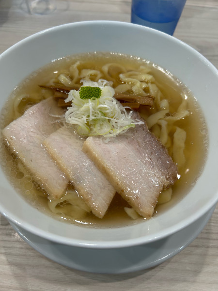 「帆立香る会津山塩らぁ麺」@うえんで 喜多方店の写真
