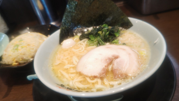 「チャーハンセット」@町田商店 入間店の写真