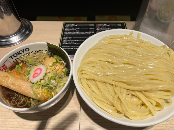 「特製つけめんライト（L）」@TOKYO UNDER GROUND RAMEN 頑者の写真