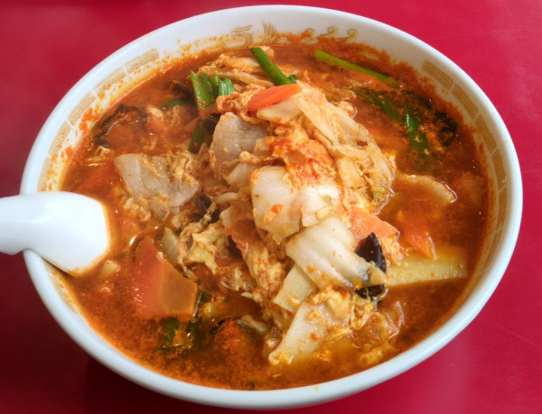 「桃花園特製ラーメン(激辛)」@桃花園の写真