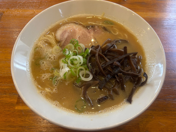 「魚介白湯麺　900円」@中華そば 田田の写真