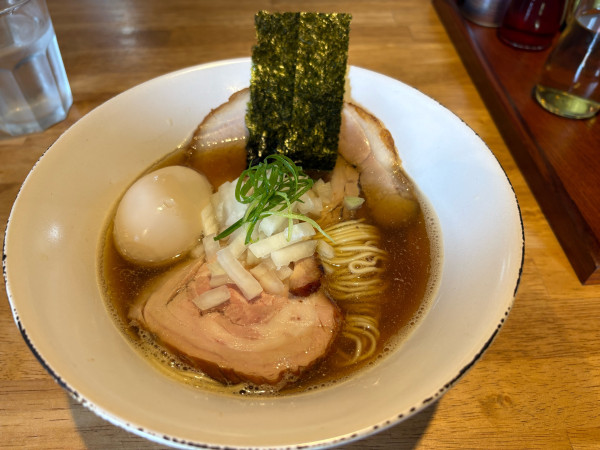 「味玉煮干しそば（醤油）1220円」@中華蕎麦 みうらの写真