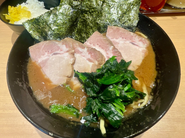 「ラーメン大  TPチャーシュー2枚」@ます家の写真