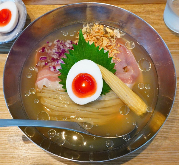 「【本店夏季限定麺】出雲冷麺」@宍道湖しじみ中華蕎麦 琥珀 東京本店の写真