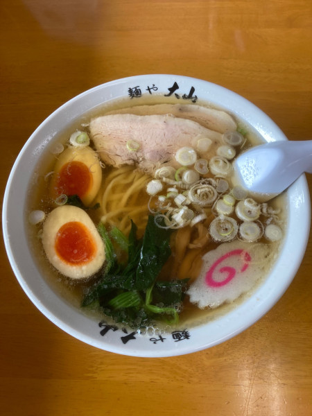 「味玉らーめん 半麺」@青竹手打ちラーメン 麺や大山の写真