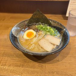 豚骨ラーメン　750