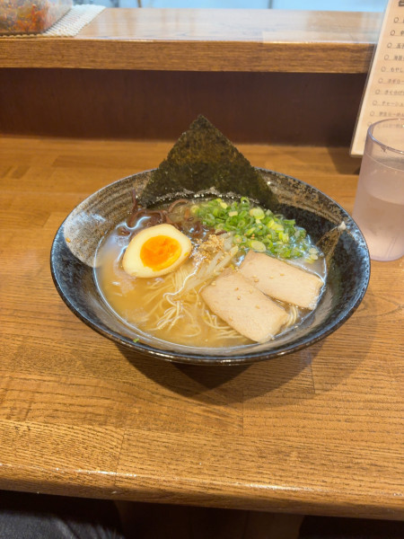 「豚骨ラーメン　750」@らーめん隆壱の写真
