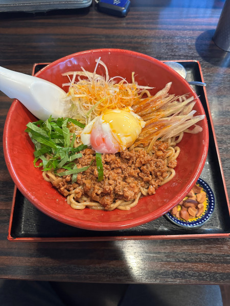 「汁無し担々麺　熱盛」@麺厨房 華燕の写真