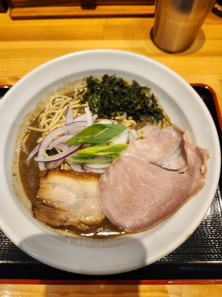 「濃厚煮干しそば」@煮干らぁめん 樹鈴の写真