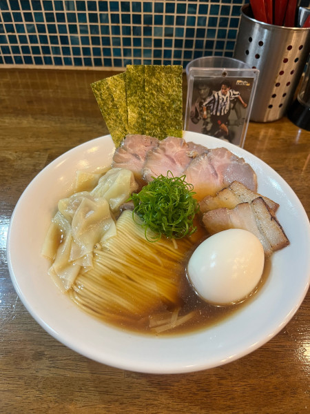 「特製中華そば」@伊東中華そばの写真