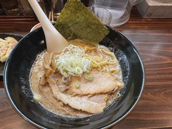 「醤油ラーメン」@ラーメン長山の写真