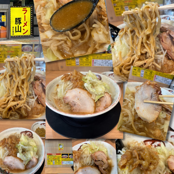 「ミニラーメン(野菜マシ､アブラマシ）950円＋ぶっカリー」@ラーメン豚山 恵比寿店の写真