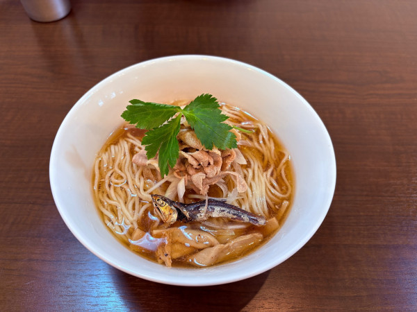 「冷たい煮干しそば」@中華そば カスミソウの写真