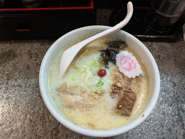 「合盛りらーめん(しお)」@らーめん 山頭火 五反田店の写真