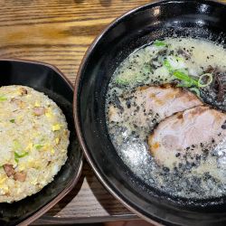 くろべえラーメンとチャーハン