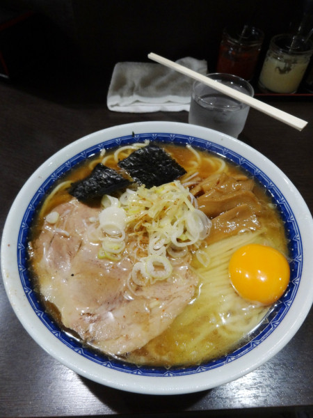 「塩ラーメン1150円中 生卵50円」@中華そば べんてんの写真