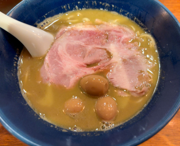 「濃厚牡蠣蕎麦 (+うずら)」@麺処 にぼし香 横浜店の写真