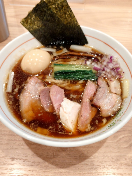 「特製手揉み中華そば」@麺処 にし尾の写真