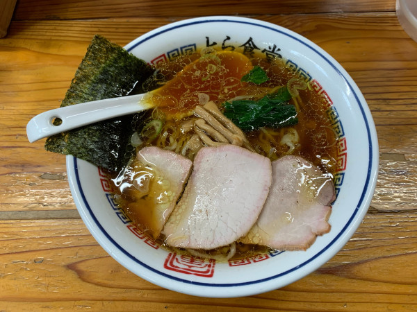 「手打ち中華そば 950円」@とら食堂の写真