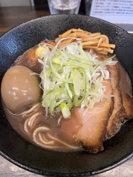 「特製　イカと濃厚煮干しの中華そば」@錦糸町中華そば さん式の写真