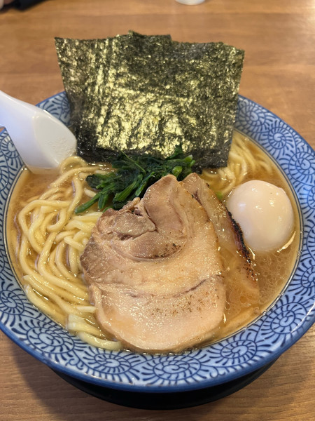 「醤油 豚骨SPラーメン」@横浜家系ラーメン 武骨家 錦店の写真