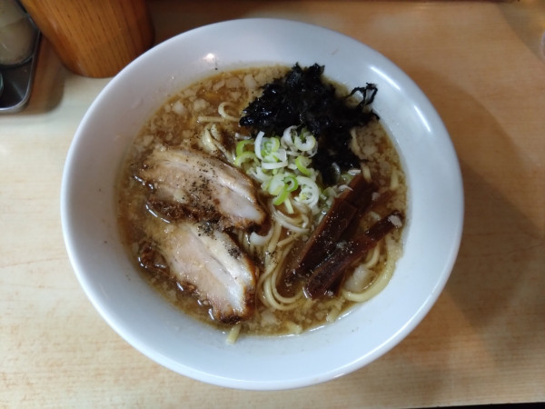 「背脂醤油  800円」@麺屋 きんせいの写真