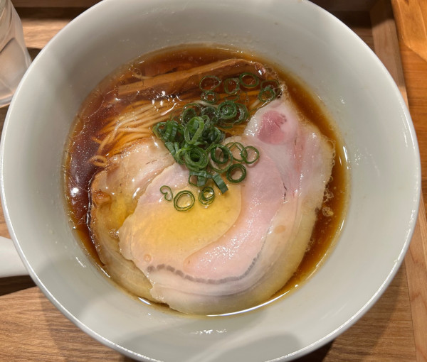 「醤油らぁめん 1,400円」@麺 ふじさきの写真