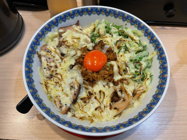 「チーズカレーまぜそば」@汁なしまぜ麺専門店 麺屋 花桃の写真