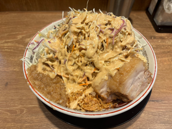 「冷やし中華（中盛」@ラーメン豚山 大宮店の写真