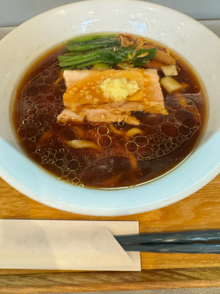 「生姜醤油DX 1150円　まろやか　手揉み（太麺）」@あはれの写真