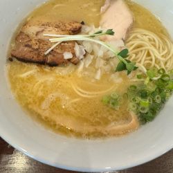 濃厚鶏そば塩850円