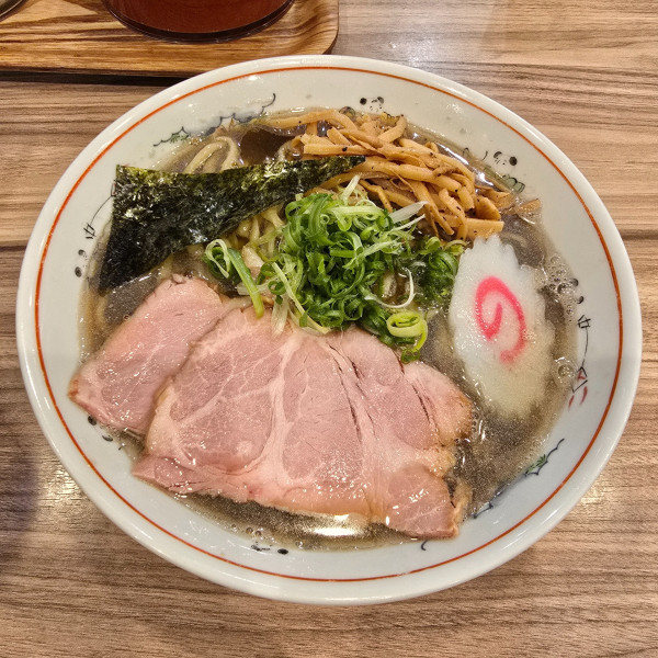 「限定 煮干しそば（レギュラー麺ver.）」@くじら食堂 nonowa東小金井店の写真