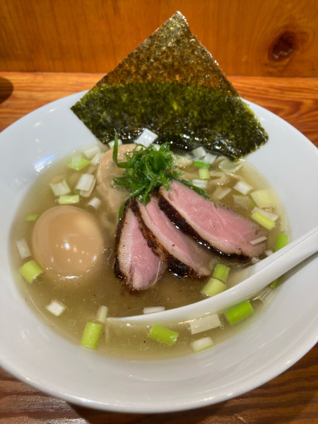 「【限定C】かすみ鴨の手揉み中華そば塩1650円」@麺や晴心の写真