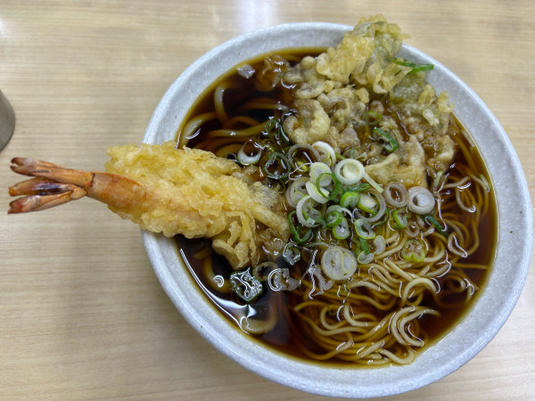 「う中　えび、長命草TP」@長命うどん 本店の写真