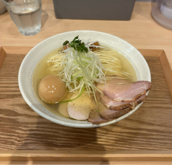 「特製鶏塩らぁ麺」@MENYA HITENZAKAの写真