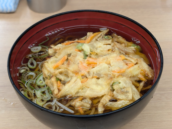 「かき揚げそば（530円）」@立ちそば処 鷹 郡山の写真