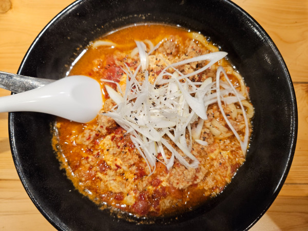 「トマトタンタン」@麺屋ろるの写真
