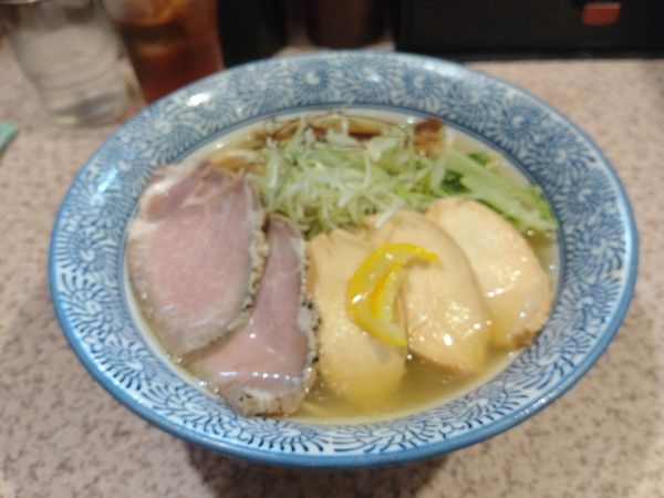 「全部のせ淡麗塩そば　中盛」@麺処 かつ善の写真