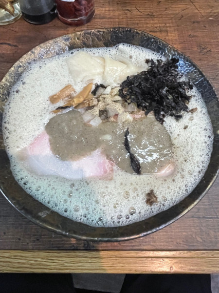 「極濃泡煮干し+ひもかわ麺」@青森煮干鉢銀の写真
