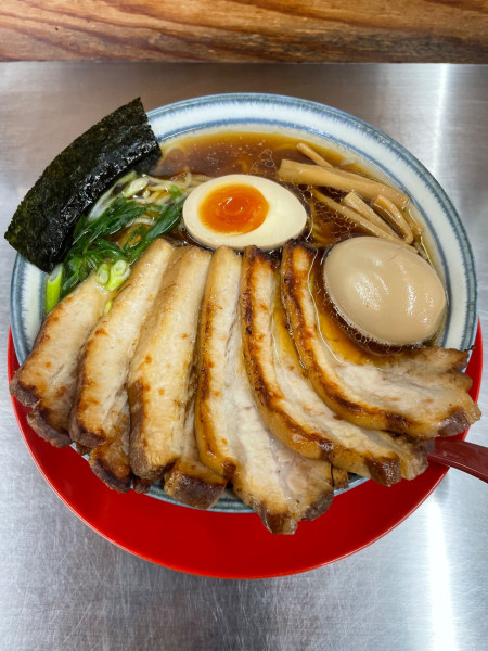 「だしだ醤油ちゃーしゅー¥1,160+割れ味玉¥20」@麺屋 だしだの写真