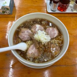 チャーシュー麺（1300）薬味多め